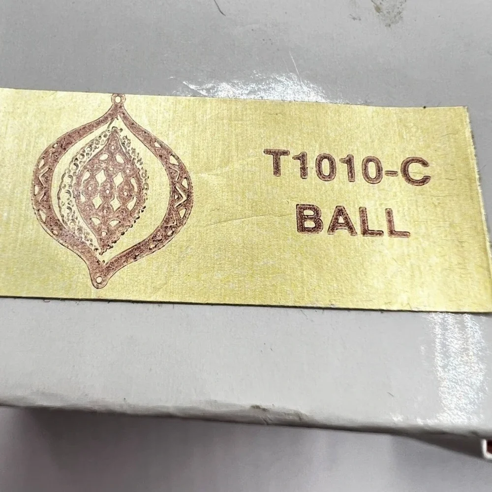 Vtg Tammy Trims Christmas Ornament Mistletoe 24K gold trim # T1012-C